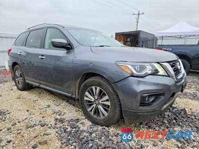 Czwarte zdjęcie samochodu z boku: 2019 NISSAN PATHFINDER SV VIN:5N1DR2MM3KC638921 - miniatura
