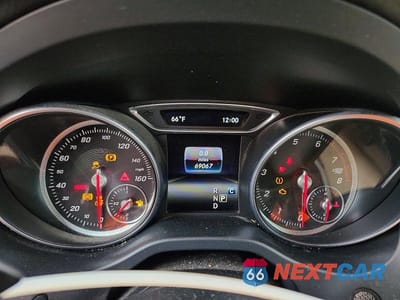 Zdjęcie 9 z 12 samochodu: 2019 MERCEDES-BENZ CLA 250 4MATIC VIN:WDDSJ4GBXKN764843 - miniatura