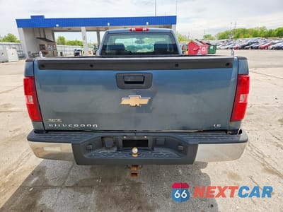 Zdjęcie 6 z 13 samochodu: 2011 CHEVROLET SILVERADO K1500 VIN:1GCNKPE0XBZ137088 - miniatura