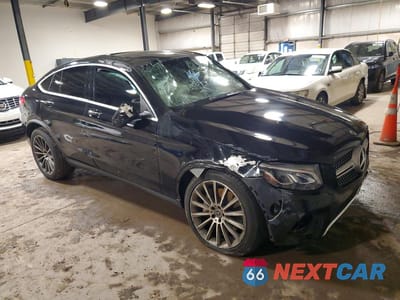 Czwarte zdjęcie samochodu z boku: 2018 MERCEDES-BENZ GLC COUPE 300 4MATIC VIN:WDC0J4KB6JF327112 - miniatura