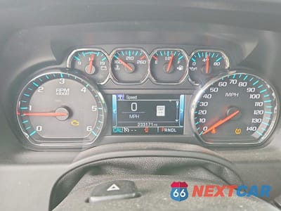 Zdjęcie 9 z 13 samochodu: 2017 CHEVROLET SUBURBAN C1500 PREMIER VIN:1GNSCJKC0HR213803 - miniatura