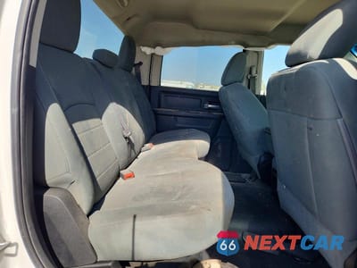 Zdjęcie 10 z 12 samochodu: 2014 RAM 2500 ST VIN:3C6UR5HJ1EG219271 - miniatura