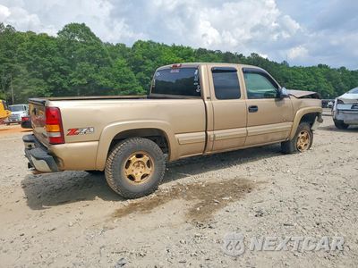 Trzecie zdjęcie samochodu z tyłu: 2001 CHEVROLET SILVERADO K1500 VIN:1GCEK19T91E205193 - miniatura