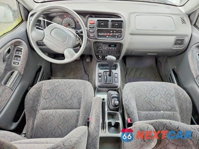 Zdjęcie 8 z 13 samochodu: 2002 CHEVROLET TRACKER ZR2 VIN:2CNBJ734126931755 - miniatura