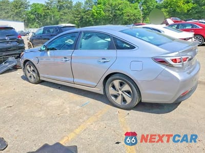 Drugie zdjęcie samochodu z przodu: 2017 HYUNDAI SONATA PLUG-IN HYBRID LIMITED VIN:KMHE54L22HA045177 - miniatura