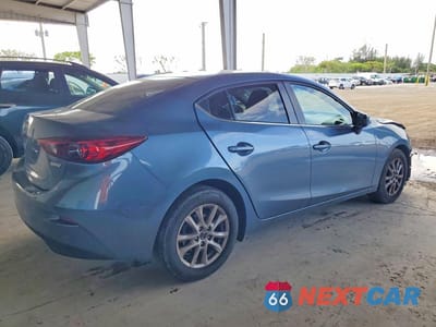 Trzecie zdjęcie samochodu z tyłu: 2016 MAZDA 3 SPORT VIN:JM1BM1U77G1292762 - miniatura