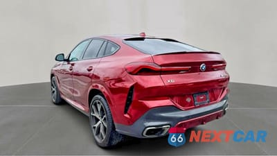 Trzecie zdjęcie samochodu z tyłu: 2021 BMW X6 M50I VIN:5UXCY8C09M9E51267 - miniatura