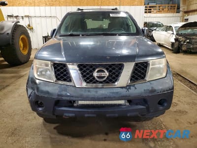 Piąte zdjęcie samochodu w środku: 2005 NISSAN PATHFINDER XE VIN:5N1AR18W15C705125 - miniatura