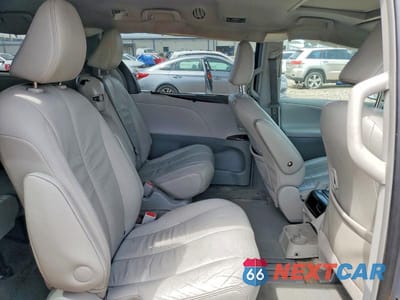 Zdjęcie 11 z 13 samochodu: 2012 TOYOTA SIENNA XLE 8-PASSENGER VIN:5TDYK3DC8CS217039 - miniatura