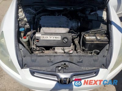Zdjęcie 11 z 12 samochodu: 2005 HONDA ACCORD EX VIN:1HGCM66565A024667 - miniatura