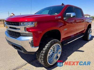 Drugie zdjęcie samochodu z przodu: 2021 CHEVROLET SILVERADO K1500 LT VIN:1GCUYDED0MZ214405 - miniatura