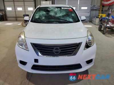 Piąte zdjęcie samochodu w środku: 2012 NISSAN VERSA 1.6 S VIN:3N1CN7AP4CL867382 - miniatura