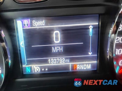 Zdjęcie 8 z 10 samochodu: 2016 CHEVROLET TAHOE K1500 LT VIN:1GNSKBKC9GR404918 - miniatura