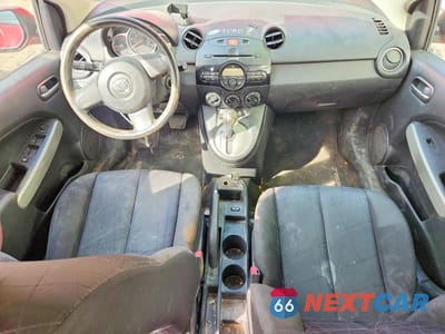 Zdjęcie 8 z 12 samochodu: 2012 MAZDA MAZDA2 VIN:JM1DE1KYXC0141559 - miniatura