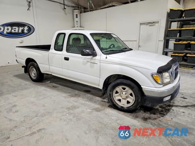 Czwarte zdjęcie samochodu z boku: 2004 TOYOTA TACOMA XTRACAB VIN:5TEVL52N64Z353108 - miniatura