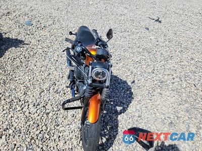 Drugie zdjęcie samochodu z przodu: 2014 HARLEY-DAVIDSON XL883 IRON 883 VIN:1HD4LE210EC449954 - miniatura