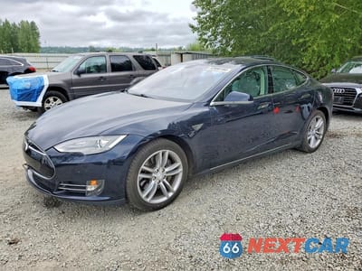 2013 TESLA MODEL S 5YJSA1CG0DFP19616 - główne zdjęcie licytacji z USA - miniatura