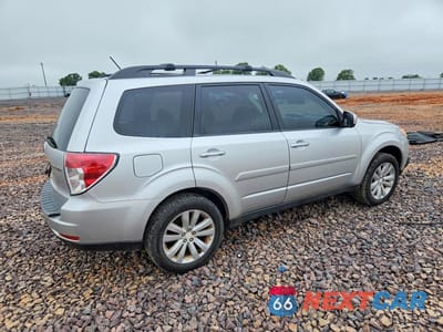 Trzecie zdjęcie samochodu z tyłu: 2011 SUBARU FORESTER LIMITED VIN:JF2SHBEC1BH740565 - miniatura