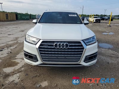 Piąte zdjęcie samochodu w środku: 2018 AUDI Q7 PREMIUM PLUS VIN:WA1LAAF76JD027261 - miniatura