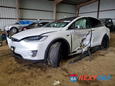 2021 TESLA MODEL X 5YJXCDE29MF321579 - główne zdjęcie licytacji z USA - miniatura
