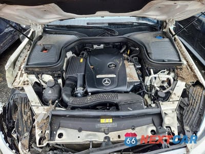 Zdjęcie 12 z 13 samochodu: 2018 MERCEDES-BENZ GLC 300 4MATIC VIN:WDC0G4KB4JV052750 - miniatura