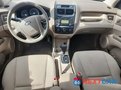 Zdjęcie 8 z 13 samochodu: 2009 KIA SPORTAGE VIN:KNDJF724397575970 - miniatura