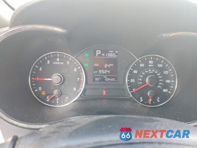 Zdjęcie 9 z 12 samochodu: 2018 KIA FORTE LX VIN:3KPFK4A78JE221331 - miniatura