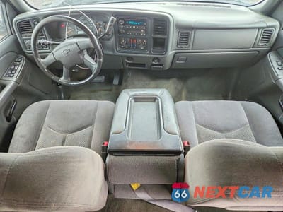 Zdjęcie 8 z 12 samochodu: 2006 CHEVROLET SILVERADO K1500 VIN:2GCEK13TX61187711 - miniatura