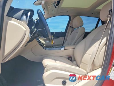 Zdjęcie 7 z 14 samochodu: 2019 MERCEDES-BENZ GLC 300 VIN:WDC0G4JB2KF635170 - miniatura