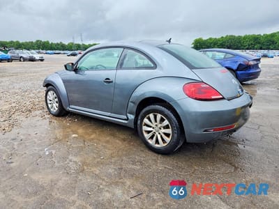 Drugie zdjęcie samochodu z przodu: 2017 VOLKSWAGEN BEETLE 1.8T VIN:3VWF17AT5HM624603 - miniatura