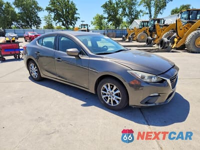 Czwarte zdjęcie samochodu z boku: 2014 MAZDA 3 GRAND TOURING VIN:JM1BM1W71E1167699 - miniatura