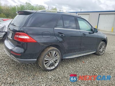 Trzecie zdjęcie samochodu z tyłu: 2014 MERCEDES-BENZ ML 350 BLUETEC VIN:4JGDA2EB1EA317822 - miniatura
