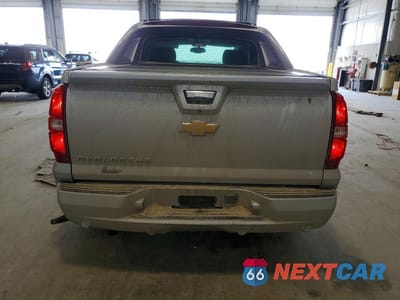 Zdjęcie 6 z 12 samochodu: 2013 CHEVROLET AVALANCHE LTZ VIN:3GNTKGE70DG328050 - miniatura