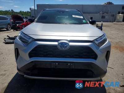 Piąte zdjęcie samochodu w środku: 2022 TOYOTA RAV4 XSE VIN:4T3E6RFV2NU098284 - miniatura