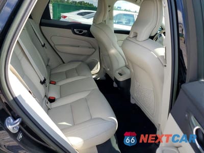 Zdjęcie 11 z 13 samochodu: 2023 VOLVO XC60 ULTIMATE VIN:YV4L12DV2P1218504 - miniatura