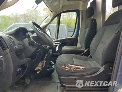 Zdjęcie 7 z 13 samochodu: 2020 RAM PROMASTER - DELIVERY VAN VIN:3C6URVJG0LE129388 - miniatura