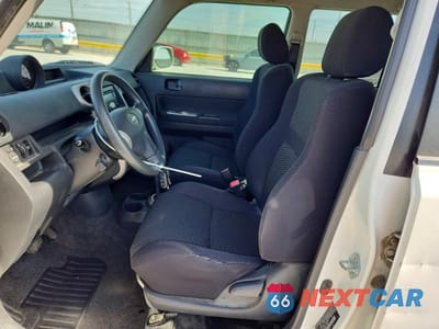 Zdjęcie 7 z 12 samochodu: 2005 TOYOTA SCION XB VIN:JTLKT324654003393 - miniatura