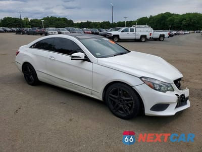 Czwarte zdjęcie samochodu z boku: 2014 MERCEDES-BENZ E 350 4MATIC VIN:WDDKJ8JB2EF287551 - miniatura