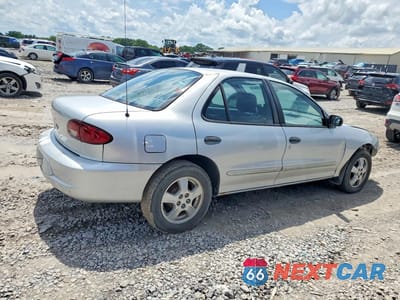 Trzecie zdjęcie samochodu z tyłu: 2002 CHEVROLET CAVALIER LS VIN:1G1JF524927239579 - miniatura