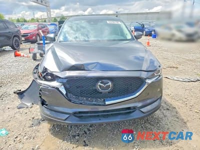 Piąte zdjęcie samochodu w środku: 2021 MAZDA CX-5 TOURING VIN:JM3KFBCM8M0489164 - miniatura