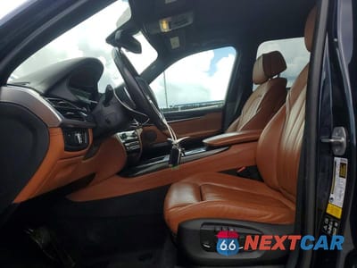 Zdjęcie 7 z 13 samochodu: 2018 BMW X5 XDRIVE35D VIN:5UXKS4C52J0Y19643 - miniatura