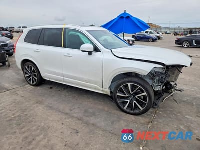 Czwarte zdjęcie samochodu z boku: 2020 VOLVO XC90 T6 MOMENTUM VIN:YV4A22PK5L1601711 - miniatura