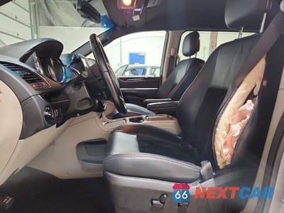 Zdjęcie 7 z 13 samochodu: 2017 DODGE GRAND CARAVAN SXT VIN:2C4RDGCG0HR861208 - miniatura