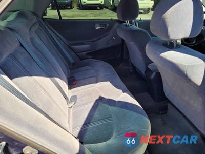 Zdjęcie 6 z 12 samochodu: 2000 HONDA ACCORD DX VIN:1HGCF8643YA805664 - miniatura
