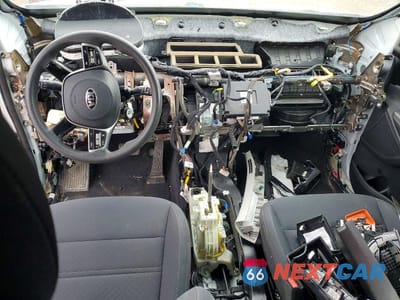 Zdjęcie 8 z 12 samochodu: 2019 KIA SORENTO LX V6 VIN:5XYPG4A58KG440914 - miniatura