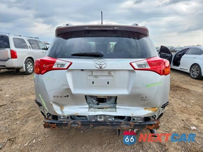 Zdjęcie 6 z 14 samochodu: 2014 TOYOTA RAV4 XLE VIN:JTMRFREV0ED077529 - miniatura