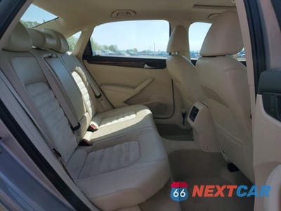 Zdjęcie 10 z 12 samochodu: 2013 VOLKSWAGEN PASSAT SEL VIN:1VWCN7A31DC125350 - miniatura