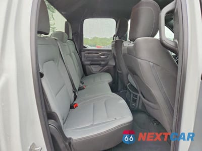 Zdjęcie 10 z 12 samochodu: 2023 RAM 1500 BIG HORN VIN:1C6RRFBGXPN555195 - miniatura