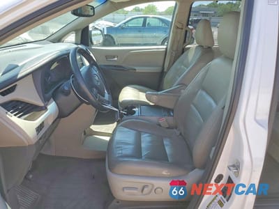 Zdjęcie 7 z 13 samochodu: 2015 TOYOTA SIENNA XLE PREMIUM 8-PASSENGER VIN:5TDYK3DC9FS550192 - miniatura