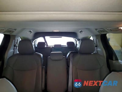 Zdjęcie 10 z 14 samochodu: 2024 TOYOTA SIENNA XLE VIN:5TDYRKECXRS215211 - miniatura